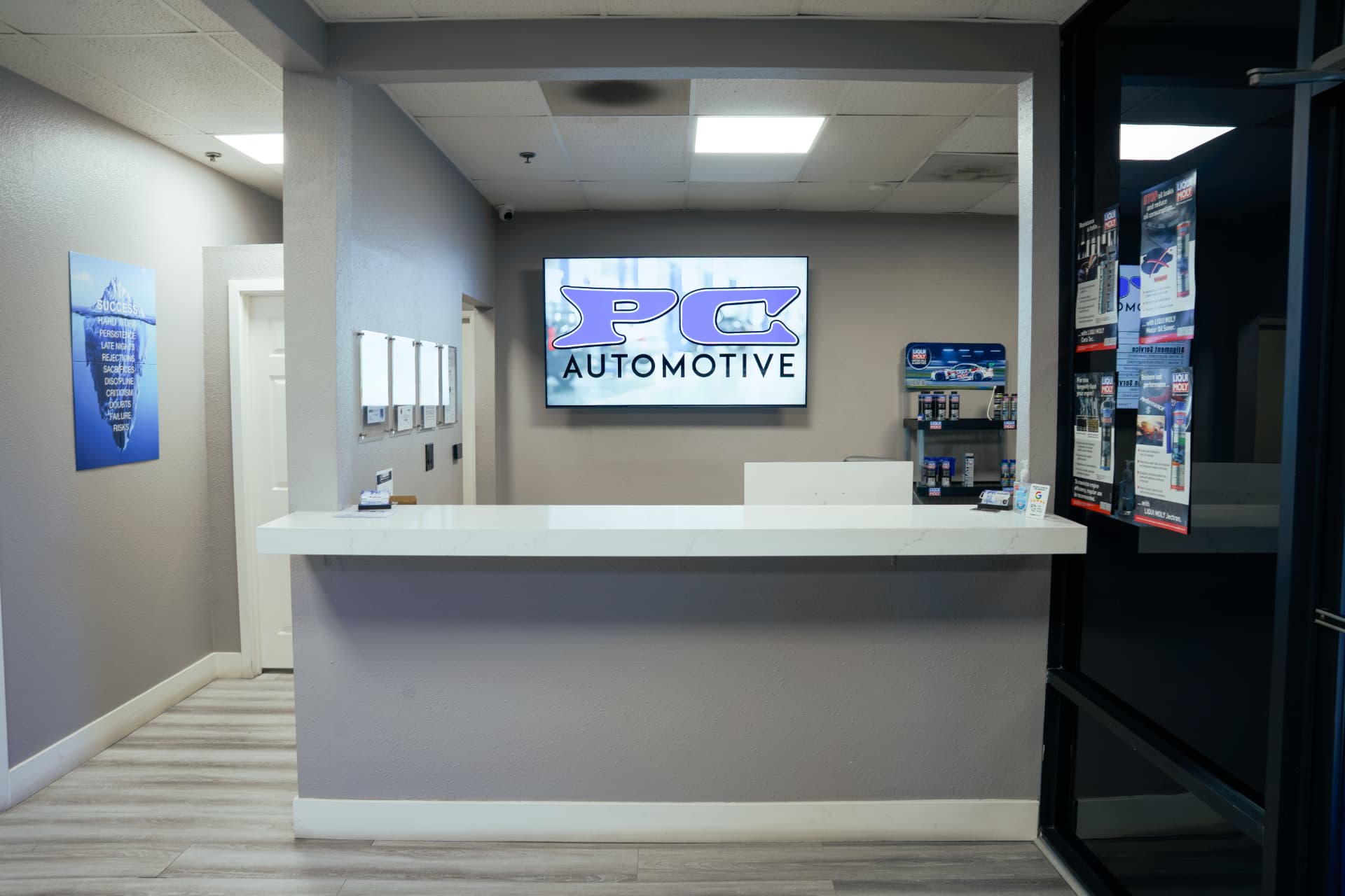PC Automotive front desk and lobby in Rancho Cordova